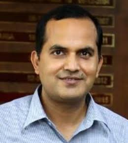 पंजाब सरकार ने उद्योग एवं वाणिज्य विभाग के एडमिनिस्ट्रेटिव सचिव IAS कमल किशोर यादव तत्काल प्रभाव से सस्पेंड