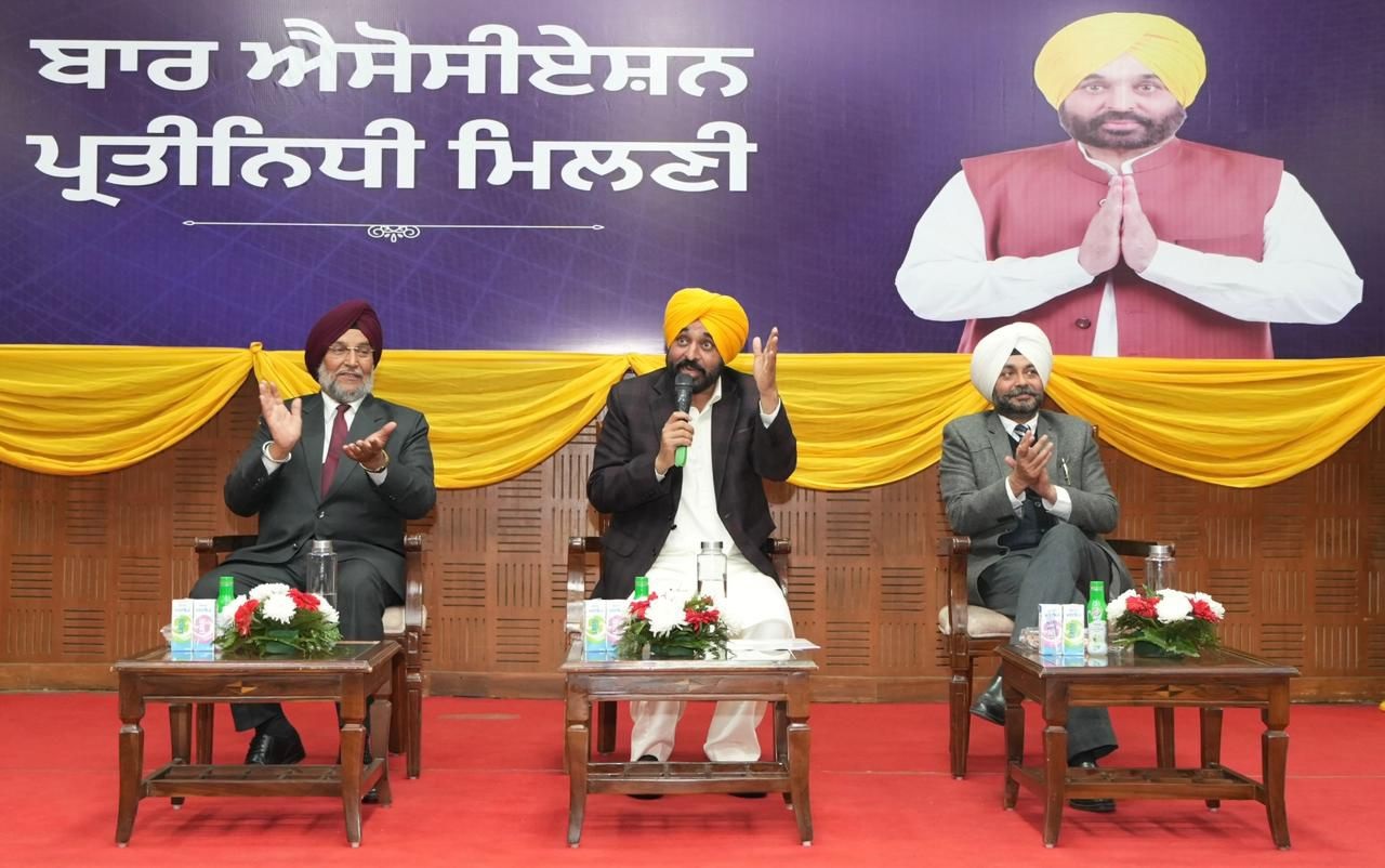 ग्राम न्यायालय मुद्दे पर पंजाब सरकार सख्त, सभी कानूनी विकल्पों की करेगी पड़ताल: सीएम भगवंत मान