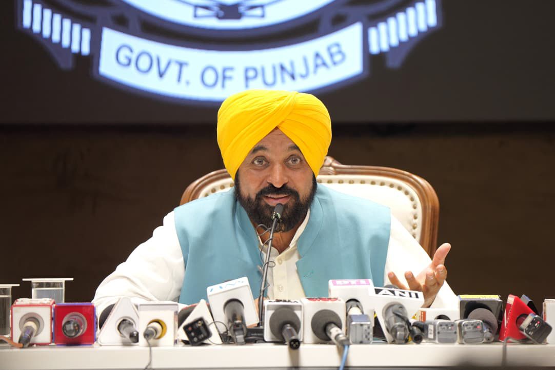 पंजाब में ई.डी. के माध्यम से भाजपा का चुनावी खेल जारी, तीन दिनों में दो ‘आप’ नेताओं के घरों पर छापे: मुख्यमंत्री भगवंत सिंह मान