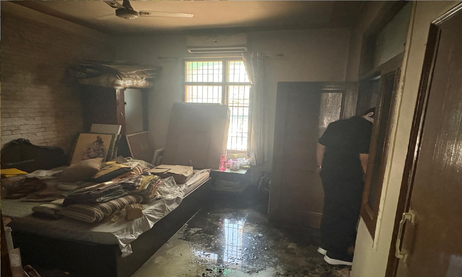 गुलमोहर एवेन्यू में गैस सिलेंडर में आग, सूझबूझ से टला बड़ा हादसा