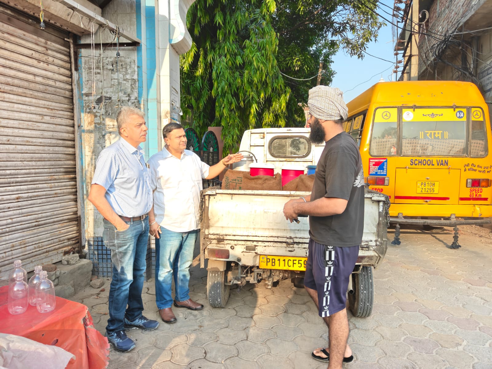 Ludhiana: स्वास्थ्य विभाग की सख्ती, दूध के सैंपल लेकर जांच शुरू
