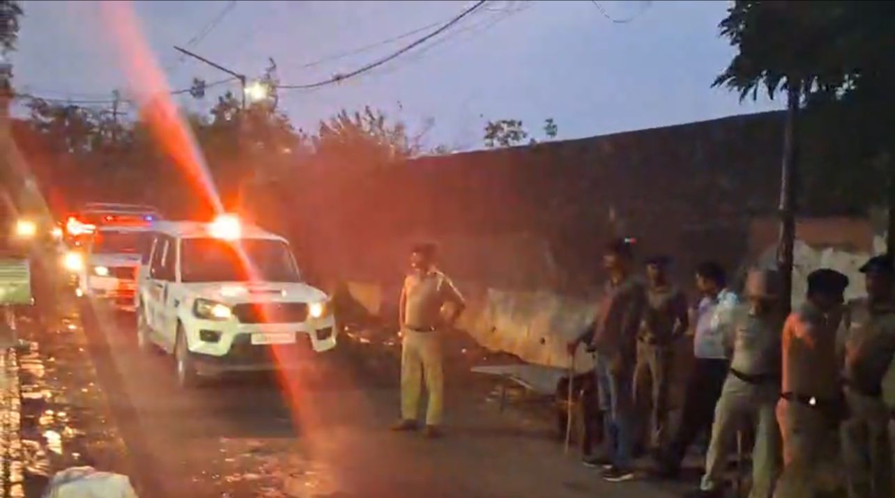 Chandigarh: मौलीजागरां में फ्लैग मार्च, नशा तस्करों पर चंडीगढ़ पुलिस सख्त