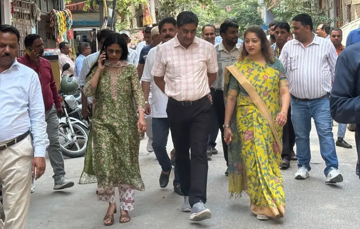 New Delhi: रामनगर वार्ड में उपमहापौर का निरीक्षण, अधिकारियों को दिए निर्देश