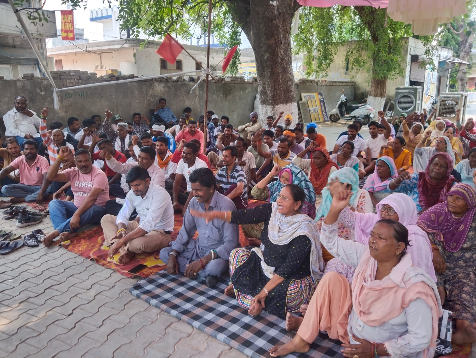Jagran: पंजाब में सफाई कर्मियों का हल्ला बोल, चौथे दिन भी सरकार की चुप्पी से भड़का आक्रोश