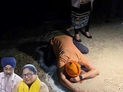 पुश्तैनी जमीन के बंटवारे में डबल मर्डर, सैर कर रहे भाई के सिर में गोली मारी, घर जाकर भाभी को मार डाला