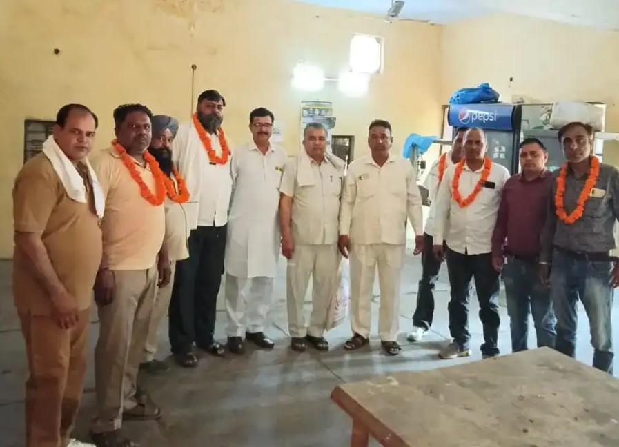 Chandigarh: हरियाणा रोडवेज में नई कार्यकारिणी बनी, मजदूर संघ हुआ मजबूत