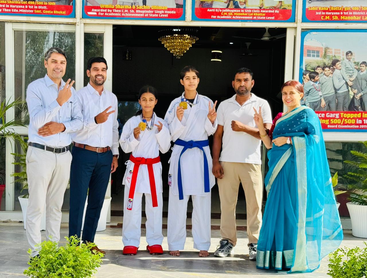 Kalayat: बाल विकास स्कूल की बेटियों का कमाल: ऑल इंडिया कराटे चैंपियनशिप में जीते दो गोल्ड मेडल