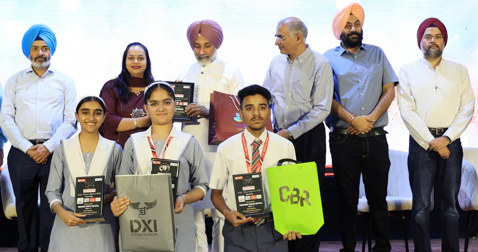 Ludhiana: स्टूडेंट्स देश का भविषय, नेशन को बिल्ड करने में निभाएंगे अहम रोल: बिक्रम सिद्धू