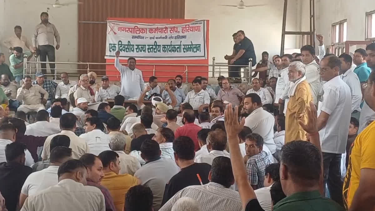 Panipat: सफाई कर्मियों के आंदोलन पर विराम, सरकार से बनी सहमति