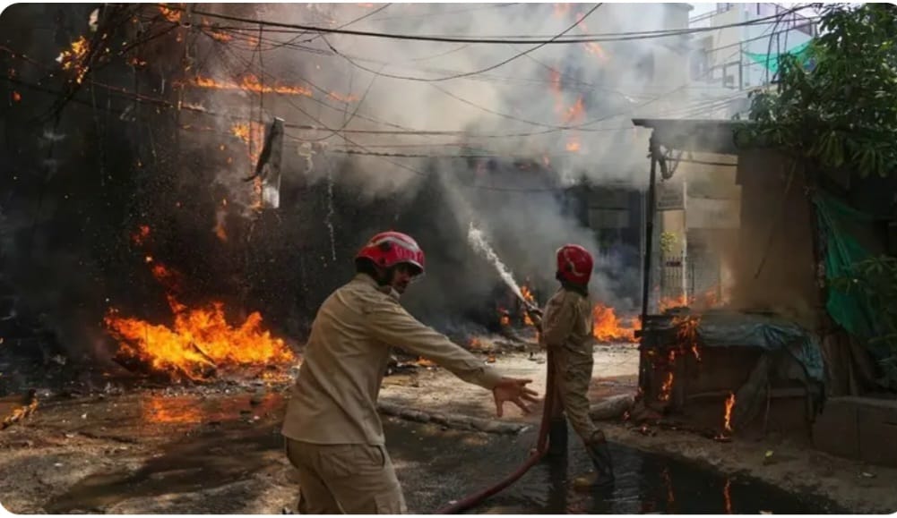 गगनचुंबी इमारतें और बौनी सुरक्षा: क्या वर्टिकल ट्रैप बनता जा रहा है लुधियाना?
