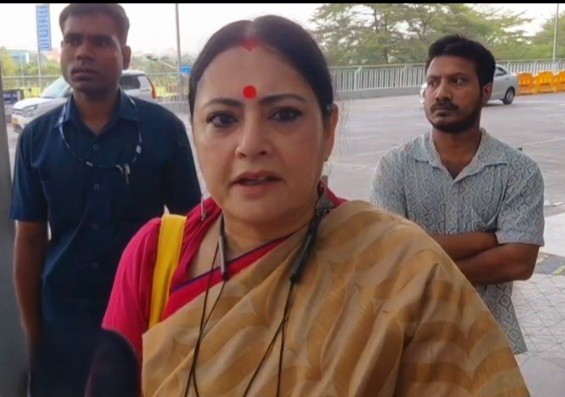 Kolkata: अपराध और अव्यवस्था पर अग्निमित्रा का प्रहार, संदेशखाली में हथियार बरामदगी को बताया बड़ा संकेत