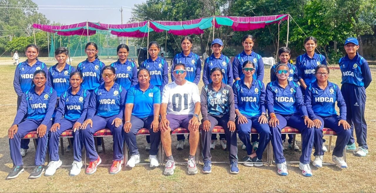 Hoshiarpur: सीनियर वूमैन किक्रेट होशियारपुर ने कपूरथला को 7 विकेट से हराकर अर्जित की दूसरी जीतः डा. रमन घई