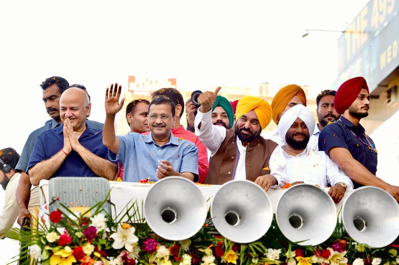 Mohali: मुख्यमंत्री भगवंत सिंह मान ने बड़ी मेहनत से पंजाब को काले दौर से बाहर निकाला; अब हमें अच्छे कामों को रुकने नहीं देना चाहिए: अरविंद केजरीवाल