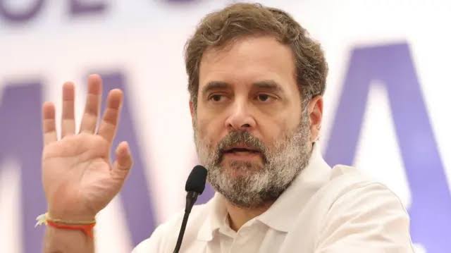 New Delhi: राहुल गांधी का सरकार पर हमला, बोले- छात्रों की आवाज दबाना लोकतंत्र के खिलाफ