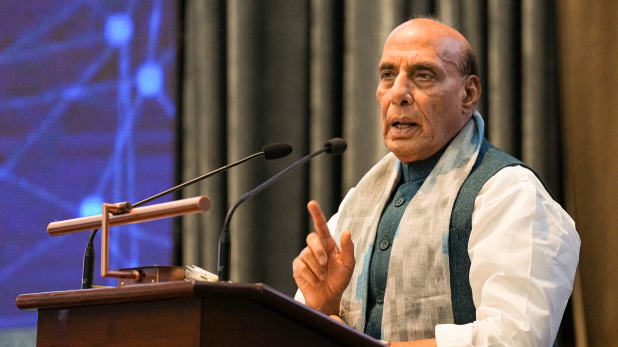 Drass: कारगिल से राजनाथ सिंह का पाकिस्तान को स्पष्ट संदेश, बोले- पीओके भारत का अभिन्न अंग