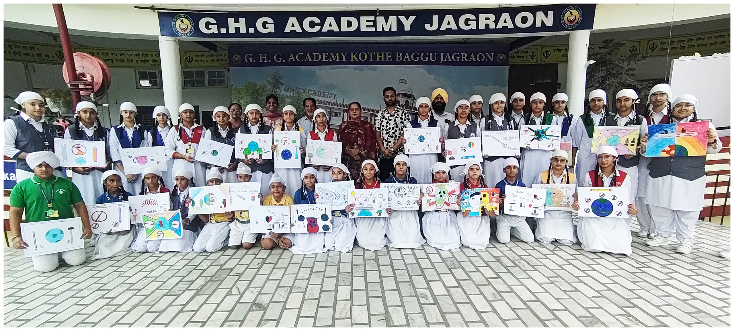 Jagraon: राज्यस्तरीय चित्रकला प्रतियोगिता में जीएचजी अकादमी के छात्रों का शानदार प्रदर्शन, रचनात्मकता को मिली नई उड़ान