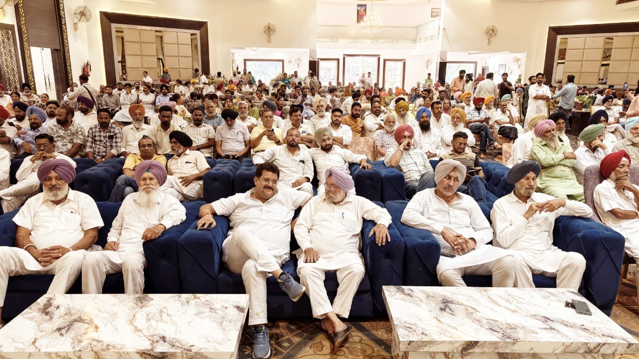Bathinda: बठिंडा से अकाली दल ने फूंका चुनावी बिगुल, 2027 मिशन के लिए कार्यकर्ताओं को दिया एकजुटता का मंत्र