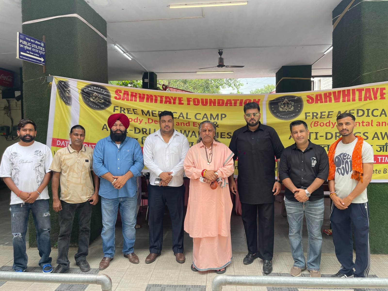 Chandigarh: जनसेवा की मिसाल: सर्वविताएं फाउंडेशन ने लगाया मुफ्त मेडिकल कैंप, सैकड़ों लोगों को मिला स्वास्थ्य लाभ