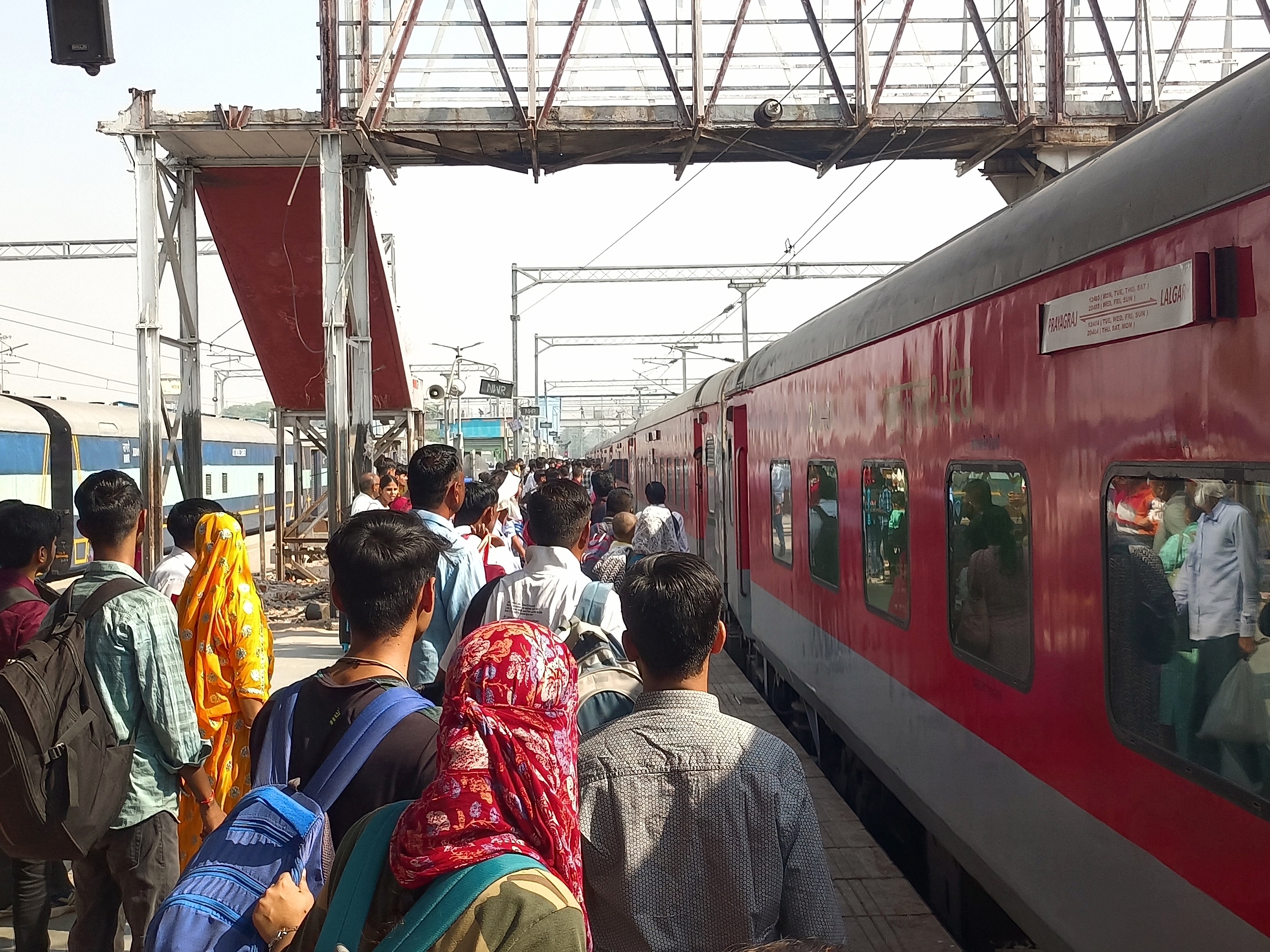 Amritsar: ट्रेन में खाली जगह से रेलवे की कमाई बढ़ाएगा फिरोजपुर मंडल, एसएलआर लीजिंग अनुबंध से 91 लाख का राजस्व
