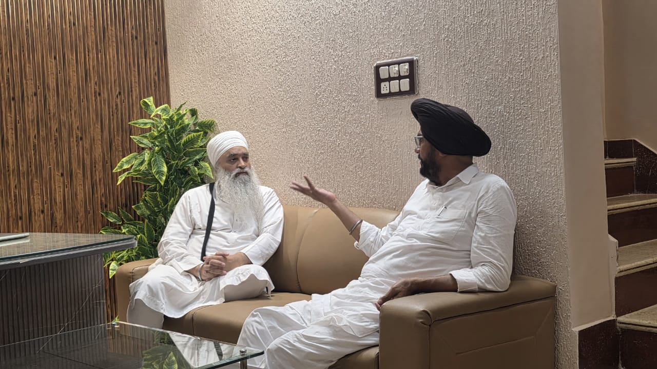 Amritsar: ज्ञानी रघबीर सिंह के घर गोली चलने की घटना पर धालीवाल सख्त, बोले- दोषियों को नहीं बख्शेगी सरकार