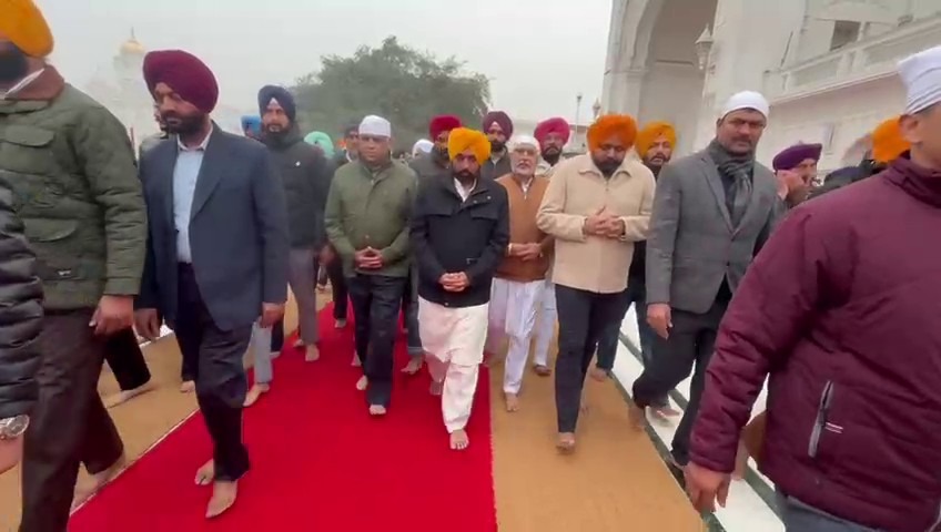 श्री अकाल तख़्त साहिब के समक्ष नतमस्तक हुए सीएम मान, बोले— सर्वोच्च सत्ता पर पूर्ण विश्वास, हर हुक्म सिर-माथे स्वीकार