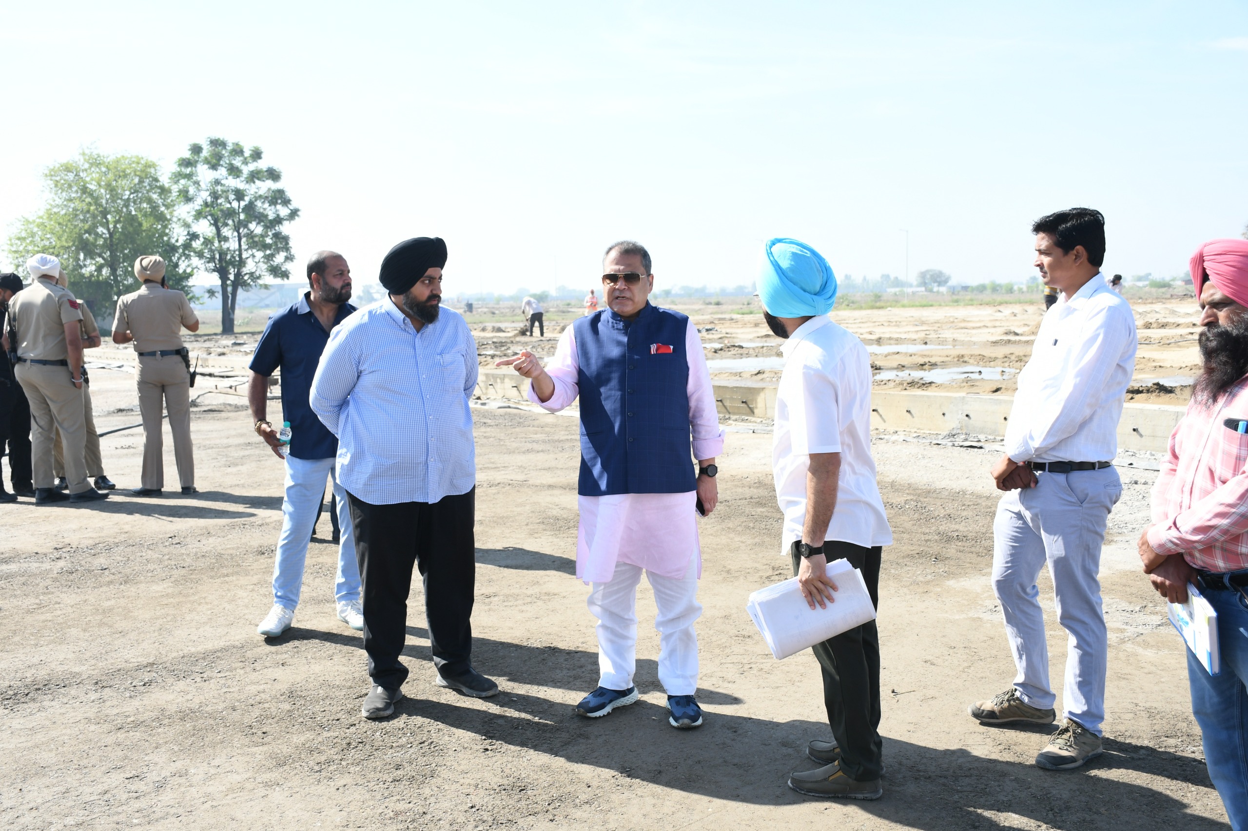 अरोड़ा के निरंतर प्रयासों से लगभग 30 वर्षों के बाद हलवारा हवाई अड्डे से उड़ानें शुरू होंगी