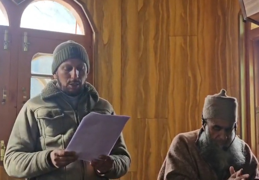 गुरेज में पहली बार मस्जिद के मिम्बर से नशे और ऑनलाइन जुए के खिलाफ उतरे SHO, युवाओं को दिया जागरूकता का संदेश