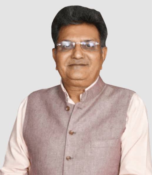 देर शाम तक चलती रही  जेआरएस ईस्टमैन समूह पर इनकम टैक्स रेड , अभी 2 दिन तक कार्यवाही जारी रहने की चर्चाएं।