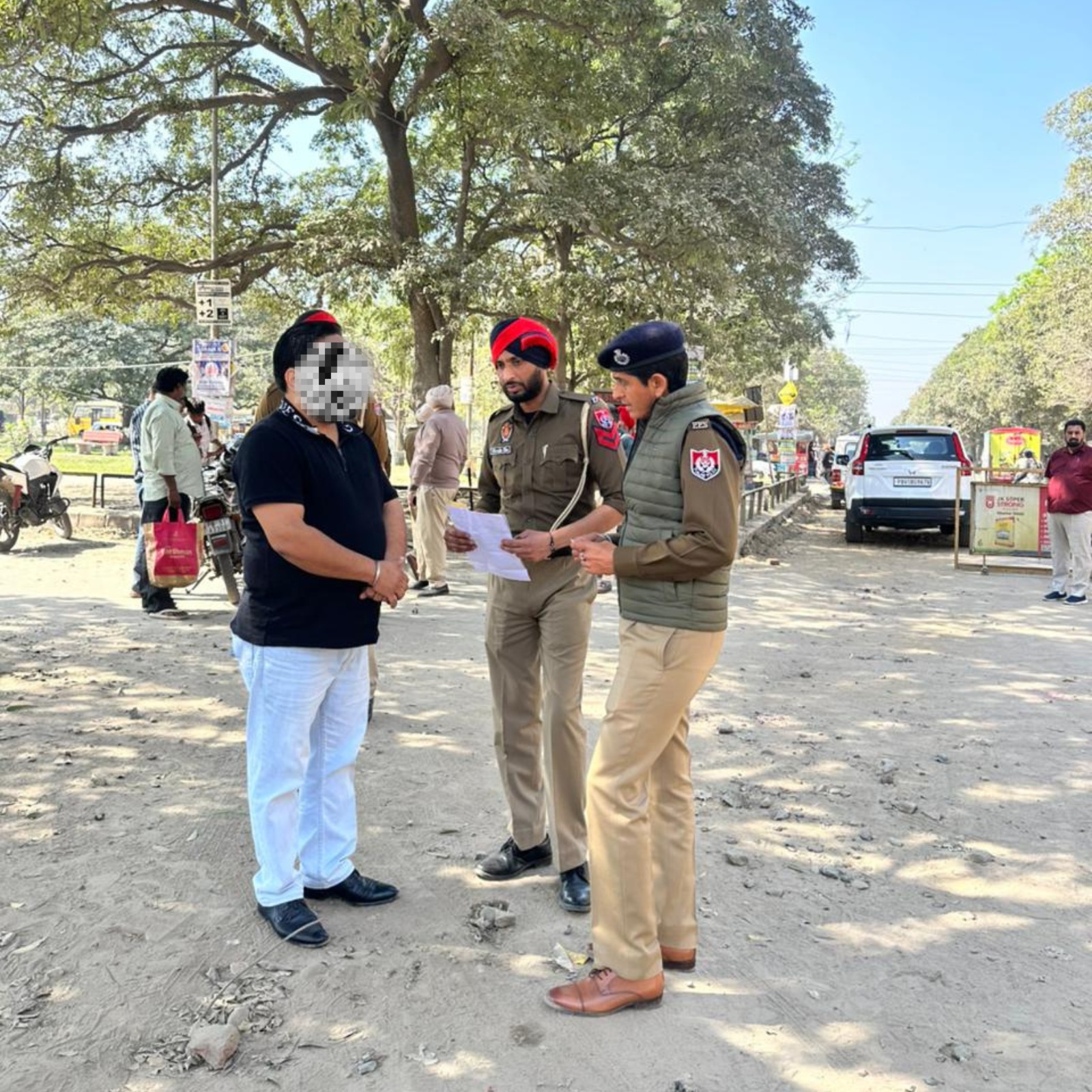 लुधियाना पुलिस ने सेक्रेड हार्ट कॉन्वेंट स्कूल, सेक्टर-32, लुधियाना के बाहर विशेष प्रवर्तन अभियान चलाया; महिलाओं की सुरक्षा और सार्वजनिक व्यवस्था पर फोकस
