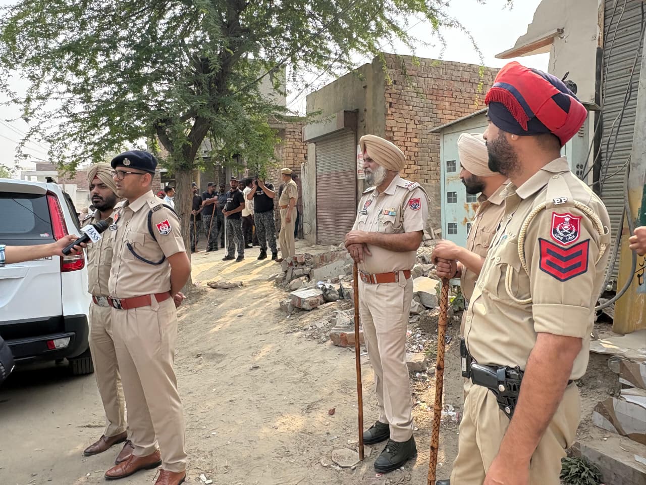 बठिंडा ड्रग्स मामले में आरोपी की बिल्डिंग पर चला बुलडोजर, संपत्ति गिराई