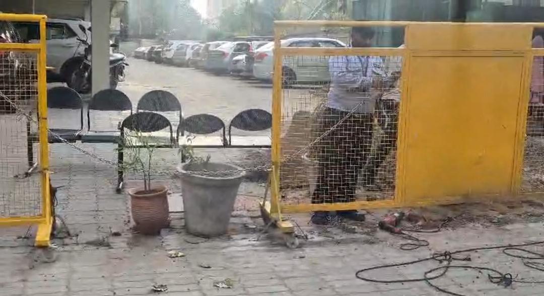 जीरकपुर में दो रेजिडेंट वेलफेयर सोसायटियों के बीच विवाद, थाने में शिकायत देकर एफआईआर की मांग