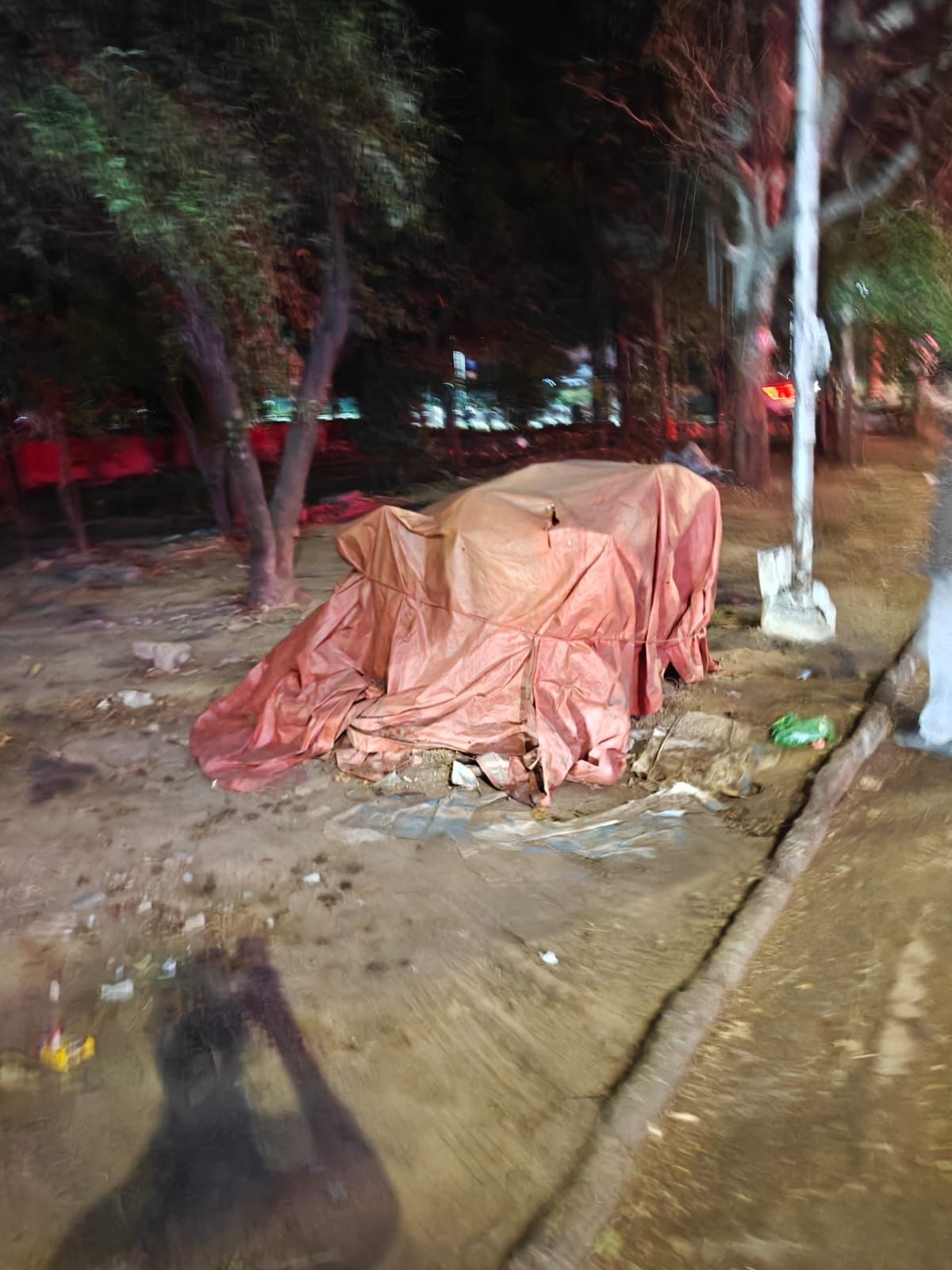 Chandigarh: चंडीगढ़ में आधी रात चला अतिक्रमण हटाओ अभियान, कई सेक्टरों में निगम की कार्रवाई