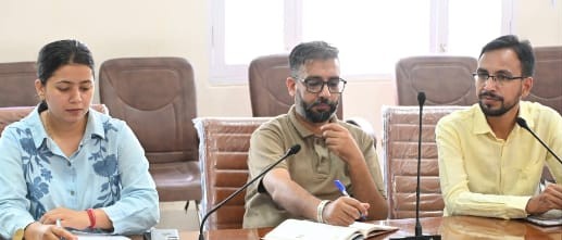Hoshiarpur: म्यूनिसिपल चुनावों को लेकर प्रशासन पूरी तरह सतर्क : निकास कुमार