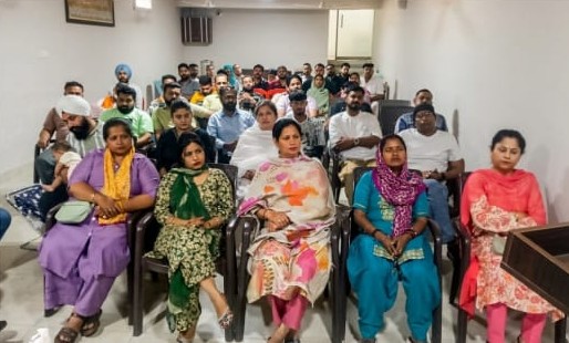 Hoshiarpur: हार के डर से चुनाव लूटने की तैयारी में है 'आप' सरकार: वरिंदर बाजवा