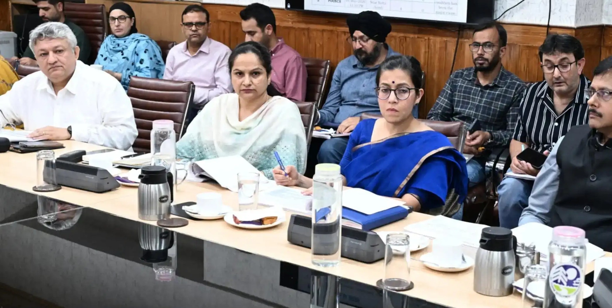 Jammu: सड़क सुरक्षा पर मुख्य सचिव सख्त, परिवहन विभाग को निर्देश