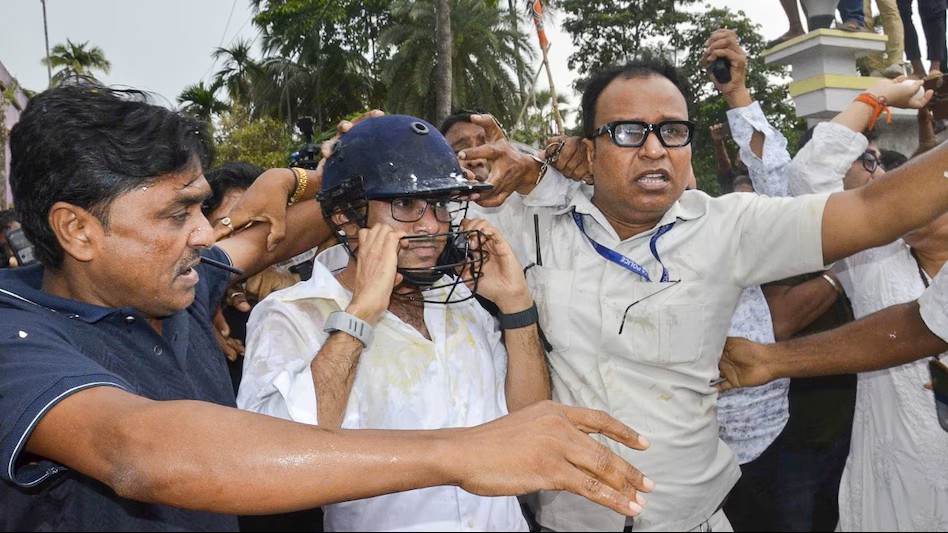 Kolkata: अभिषेक बनर्जी पर हमले के बाद तृणमूल का पलटवार, माहौल गरमाया
