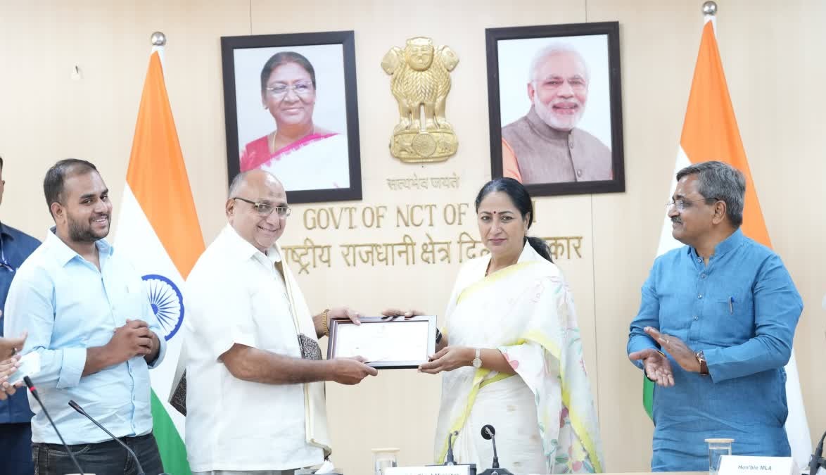 New Delhi: मालवीय नगर और साकेत हादसे में मृतकों के परिजनों को 10 लाख की सहायता, पीड़ितों के लिए सरकार का ऐलान
