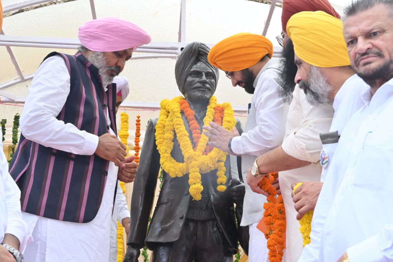 Chandigarh: गोवा की आजादी के नायक शहीद करनैल सिंह ईसड़ू को नमन, युवाओं से बलिदान से प्रेरणा लेने की अपील : श्री हरपाल सिंह चीमा