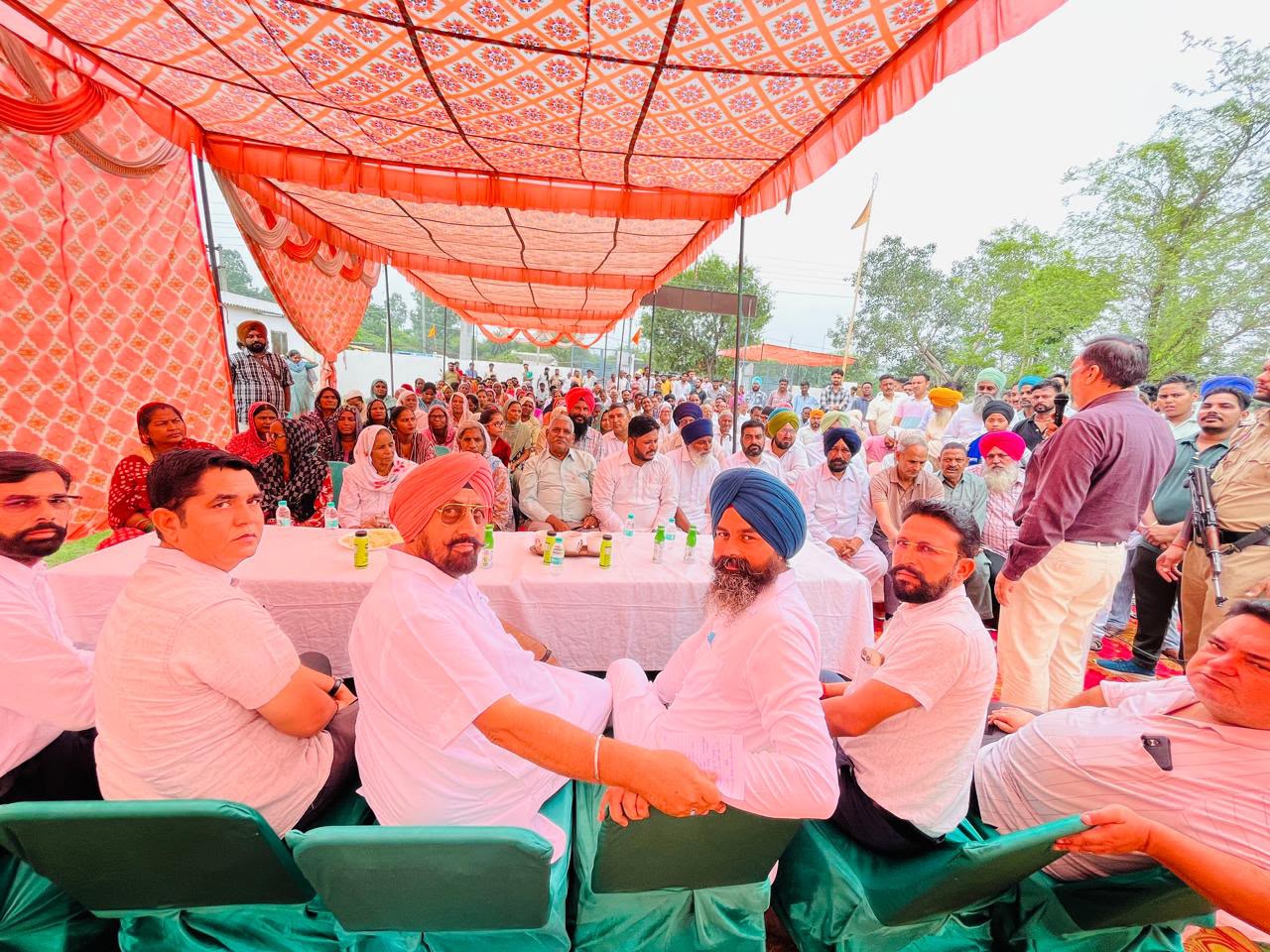 Lalru : लालड़ू नगर कौंसिल का बड़ा फैसला: 80 सफाई कर्मचारियों को कॉन्ट्रैक्ट पर लाया जाएगा, नए ट्यूबवेल व सीवरेज पाइपलाइन को मंजूरी
